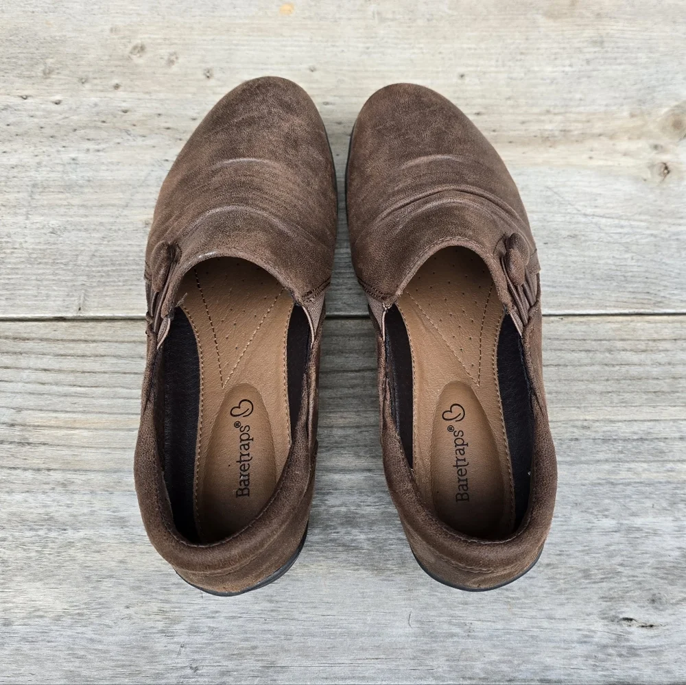 Baretraps NEW Naydia Y2K Boho Minimalist Distressed Comfort Loafer Flats 7.5M